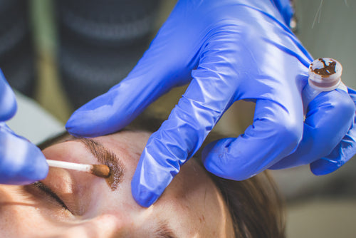Top 5 mistakes microblading technicians make with topical anesthetics